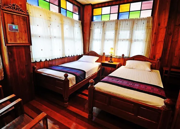 Kaloang Homestay *